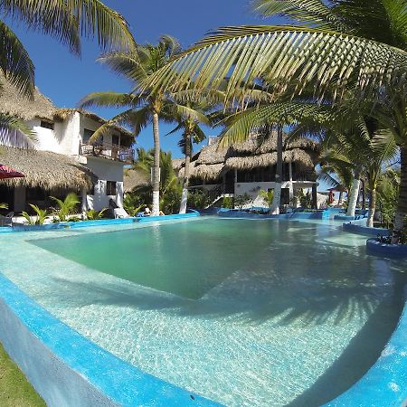 Marbella Eco Lodge Monterrico Extérieur photo