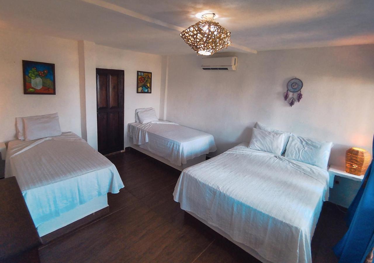 Marbella Eco Lodge Monterrico Extérieur photo