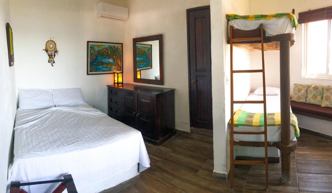 Marbella Eco Lodge Monterrico Extérieur photo