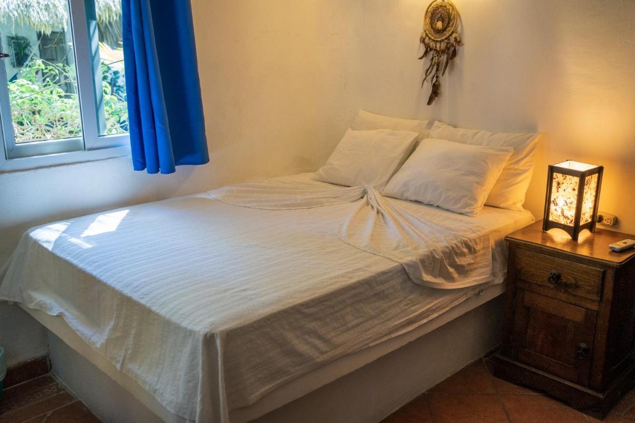 Marbella Eco Lodge Monterrico Extérieur photo
