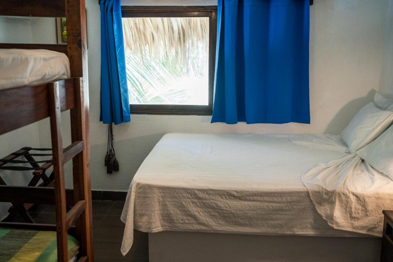 Marbella Eco Lodge Monterrico Extérieur photo