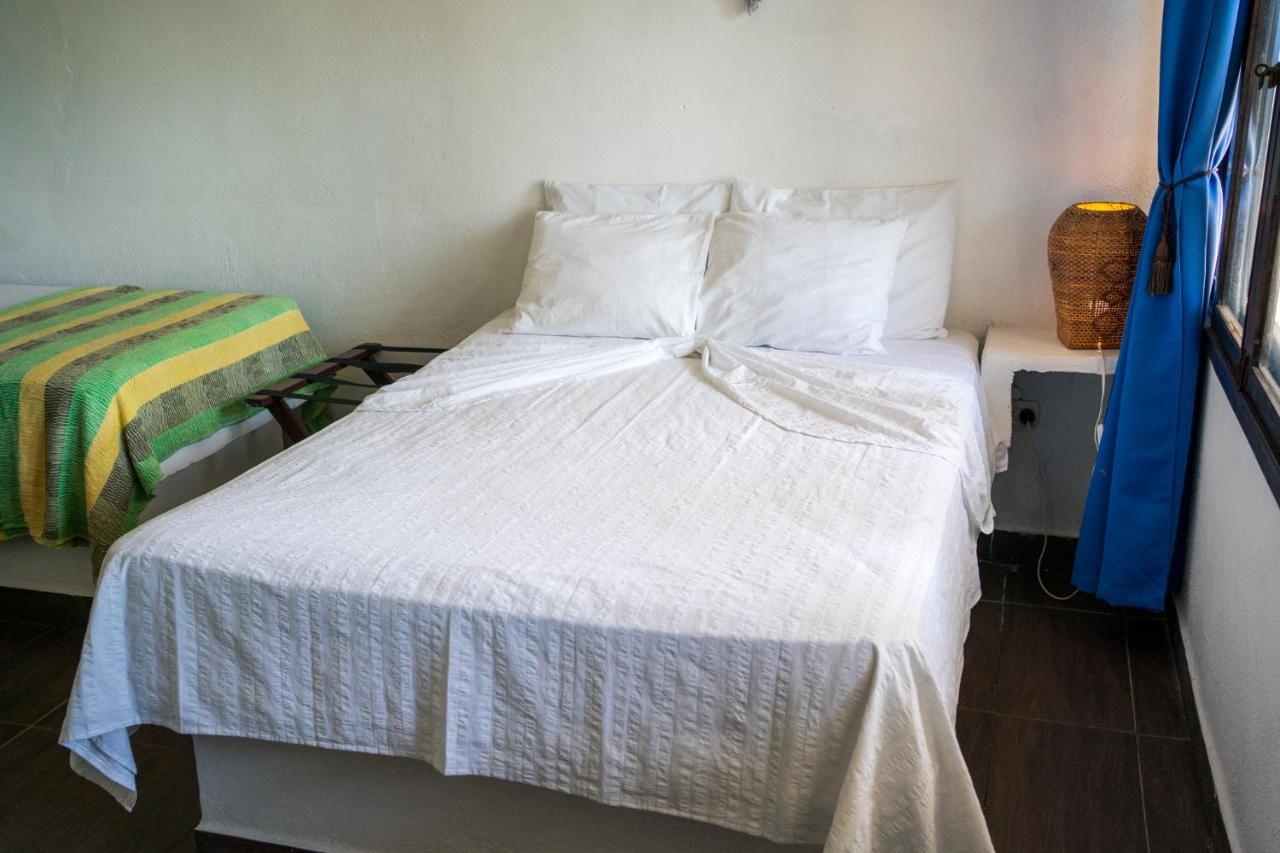 Marbella Eco Lodge Monterrico Extérieur photo