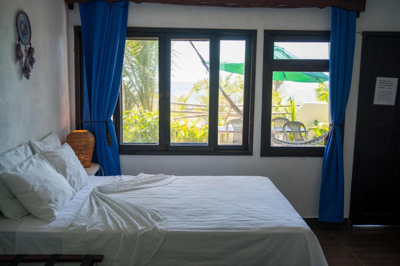 Marbella Eco Lodge Monterrico Extérieur photo