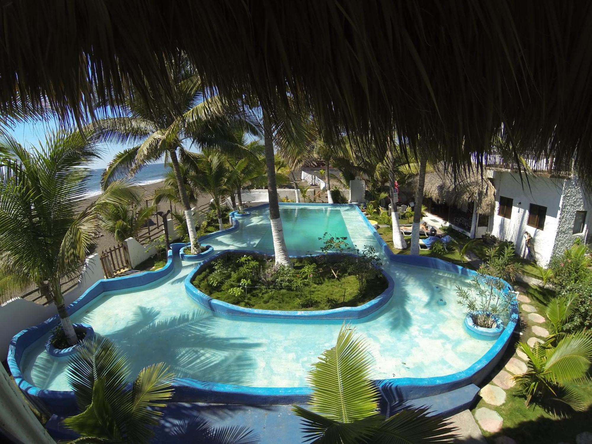 Marbella Eco Lodge Monterrico Extérieur photo
