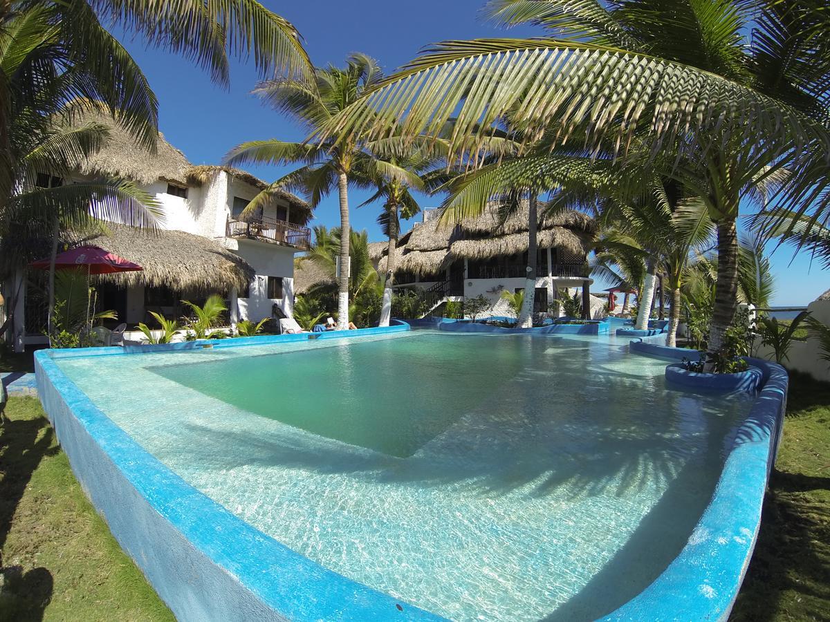 Marbella Eco Lodge Monterrico Extérieur photo