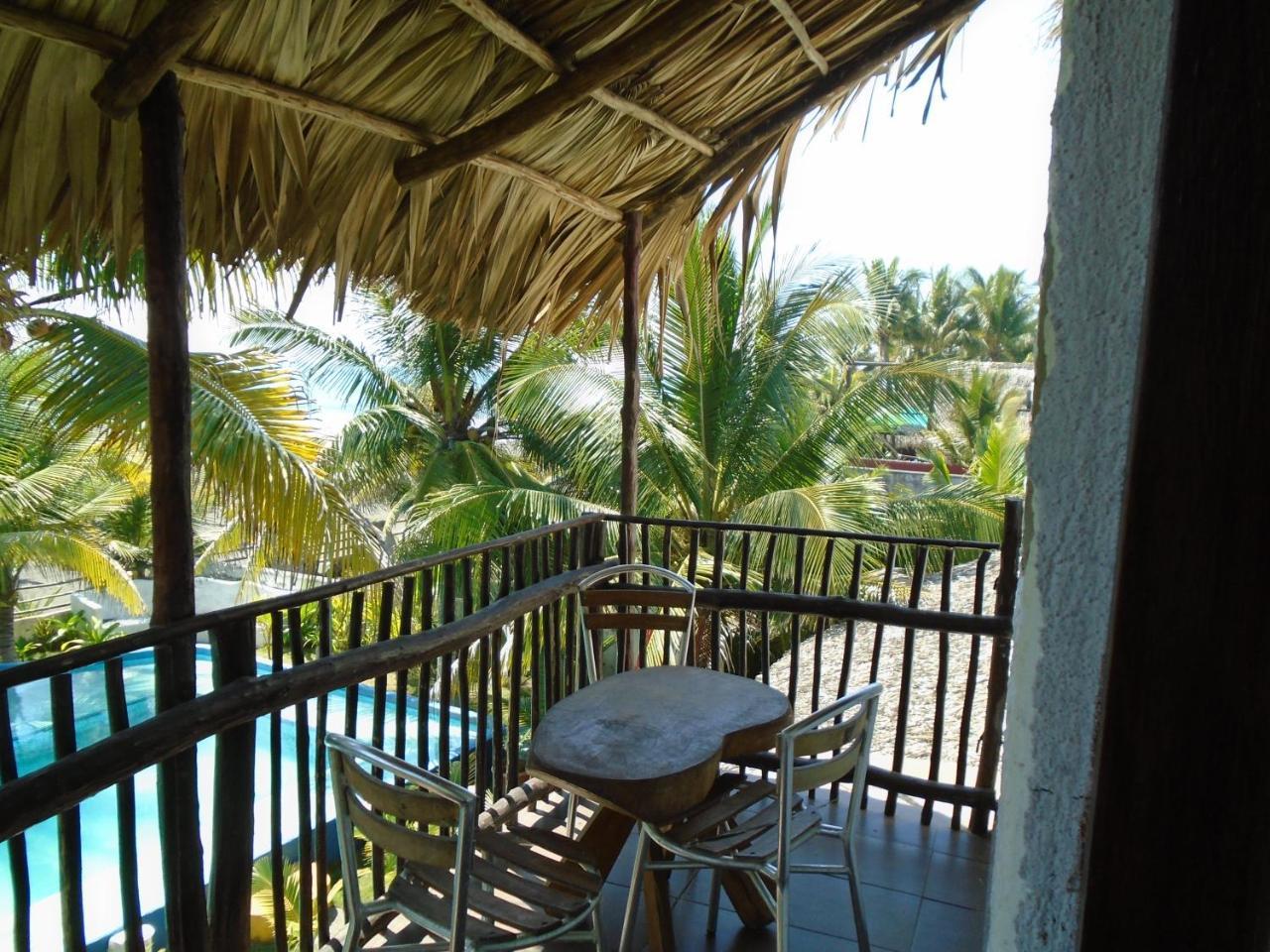 Marbella Eco Lodge Monterrico Extérieur photo